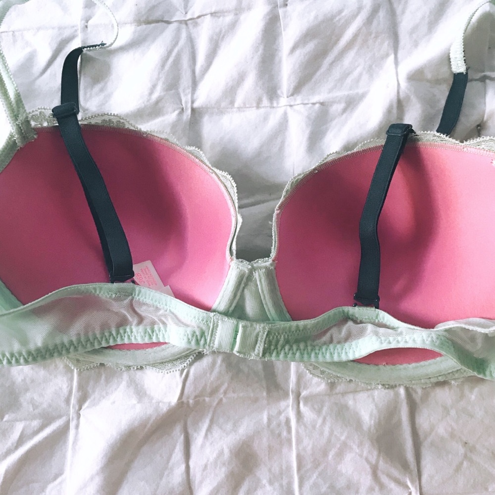 Victoria Secret PINK bra - Picture 2 of 7